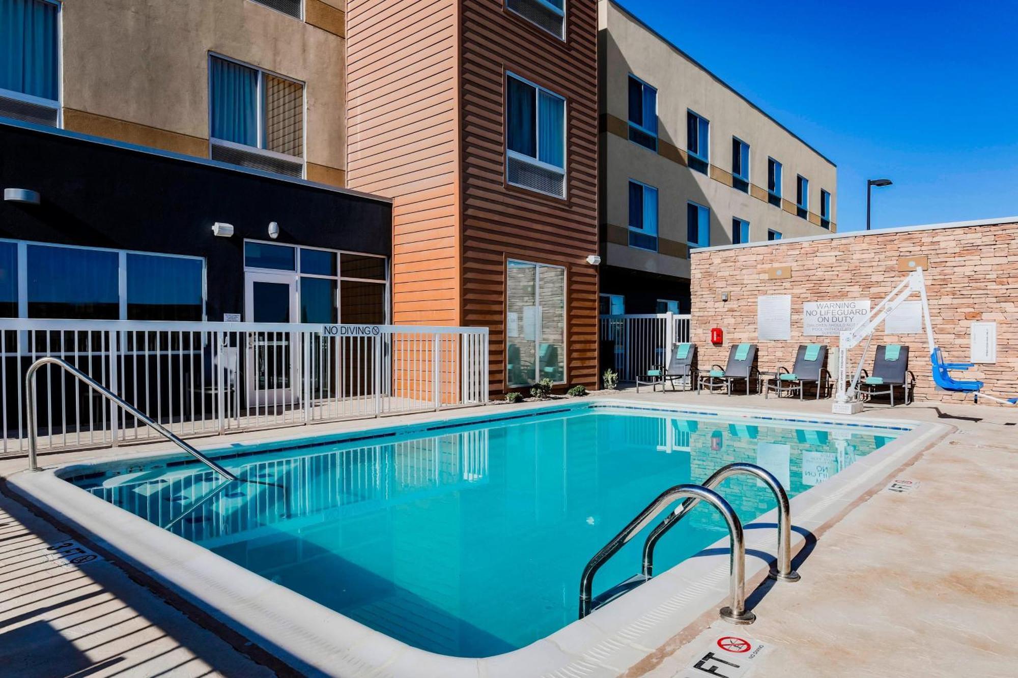 Fairfield Inn & Suites By Marriott Pecos Exteriör bild